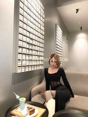 0hwaq202eiq.jpg