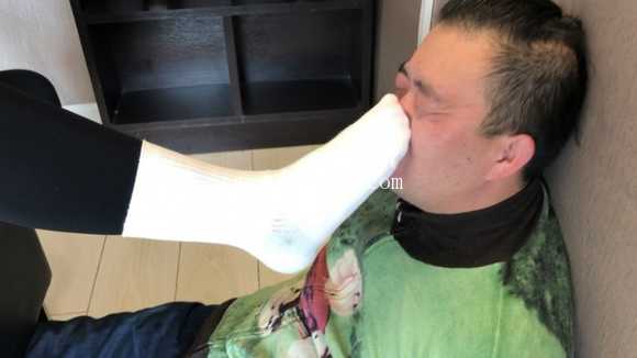 xdyh0j1btdb.jpg