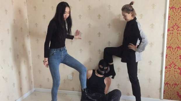 1tksfv2pmuf.jpg