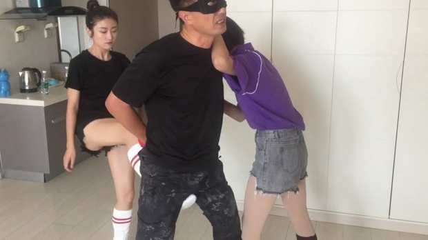 l0tcqj0j2u4.jpg