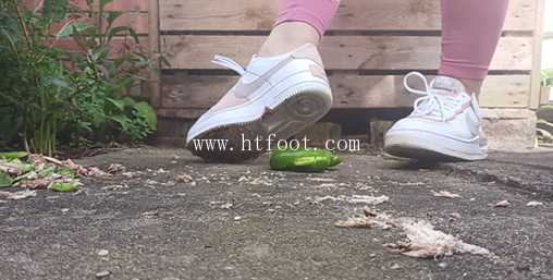 k3lcpi04pw3.jpg