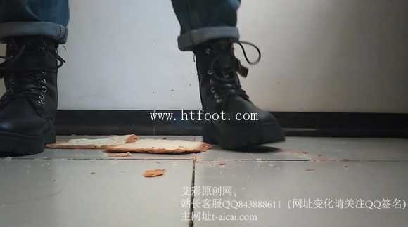 ebo2hfg44um.jpg