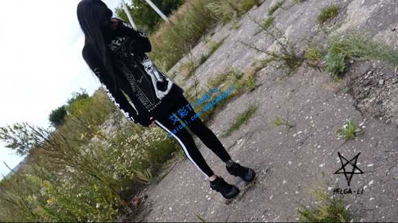 d0px3avxndt.jpg