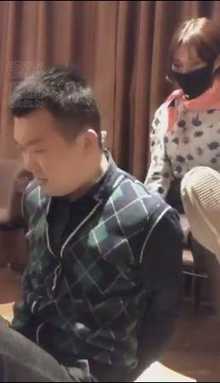 kwmslw2dxcu.jpg