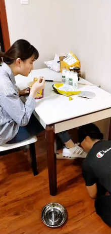 hgt11qbuduw.jpg