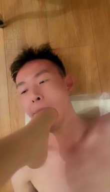 kdklmkexmcg.jpg