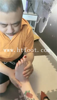 30d0usp2iv1.jpg