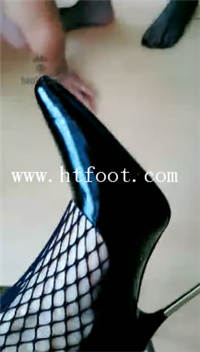 zuitc3o3wta.jpg