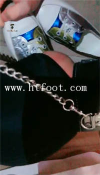 xmwy0ysl2m1.jpg