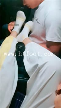 q1b1tvf3e10.jpg
