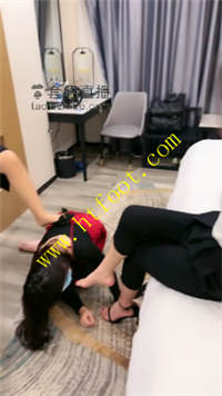 zhexz3h0ura.jpg