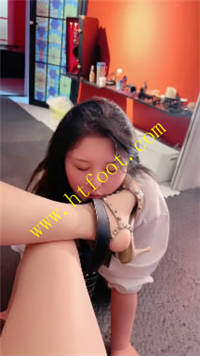 521fr0x10yt.jpg