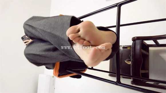 x2qk4olx1ap.jpg