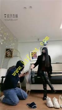 4krofowkbz0.jpg