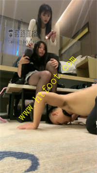 yemyc5scpvh.jpg