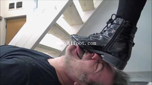 alanc3ogcnk.jpg