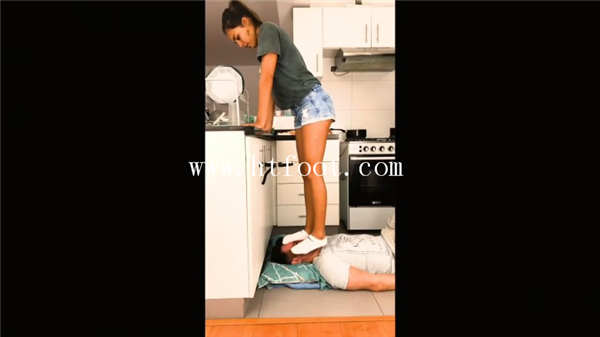 w1htrwt03fg.jpg