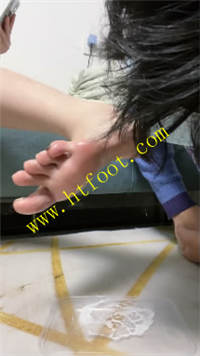 cagwkv442yc.jpg