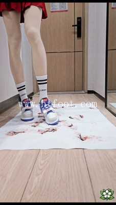 092832v6fjb7mmf9fvtolj.jpg