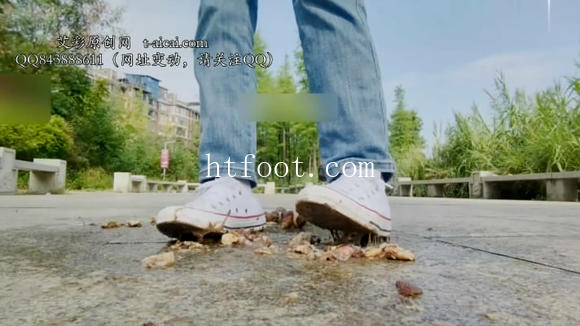 084140aekneeh2722ksnpn.jpg