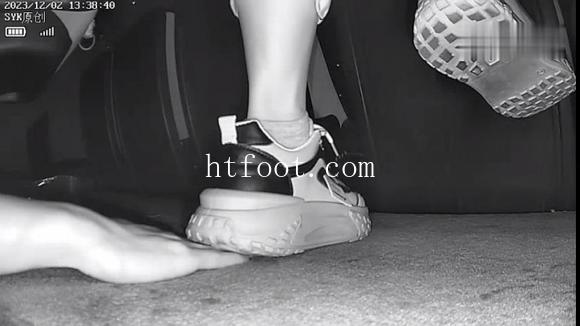 071656o1dk9zttdskkqt63.jpg