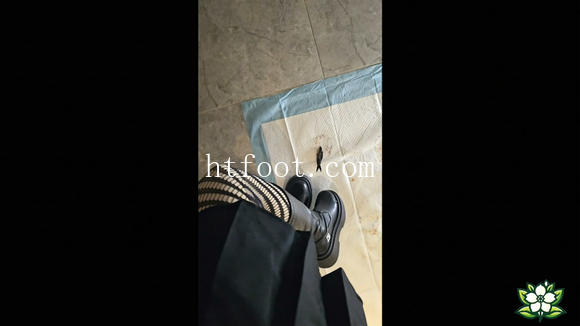 123215jvn54045y00z0yy4.jpg