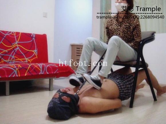 125902atg1br0tabyns01b.jpg