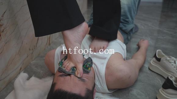 122056gqp4jptz5b9955rt.jpg