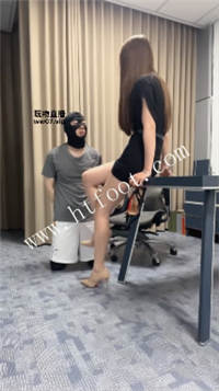 022002e222fuh9h2zn992f.jpg