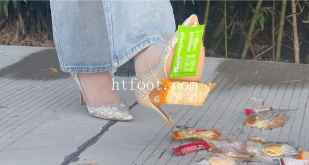 123852gzycy6bfjpxsy4hu.jpg