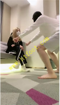 TL25149 希希子】办公室玩弄老师提档踩踏圣水淋头49分钟