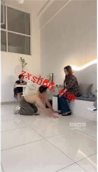 TLZB26396小饭团-户外遛狗骑马公厕白袜除臭耳光踢裆22分