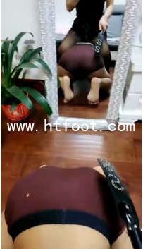 TL12989 佳汶 千里求虐 SP鞭打踢裆【49分钟】