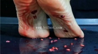 35714  女巨人大美的玉足血腥镇压（GTS剧情）