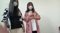 26808  姐姐带妹妹踩甲鱼