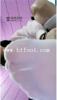 TL16273 糖糖S私人影院调老大叔12分钟