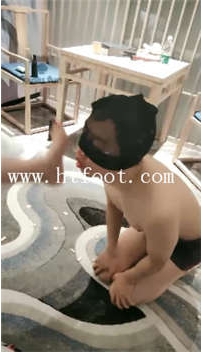 TL14408 姑姑S豆雅S双女王37分钟