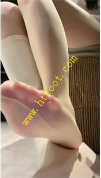 TL25019 樱桃大大】肉丝白靴66分钟