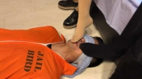 15231〖碎蛋娇娃〗倒霉的逃犯