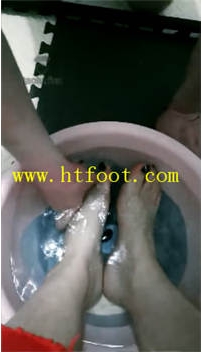 TL13933 丝皇女王惩罚吊打宠物专场48分钟