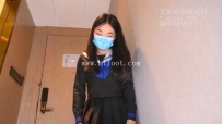 27576  咩咩蕾丝白袜碾烂9只巴西龟