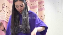 29172  isabella肉丝拖鞋踩爆一地面包虫