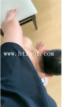 TL15621 CC女王S进来看G61分钟