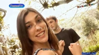 21355 英字剧情-美女户外暴揍傻小伙，踢得直打滚！揍人这么开心吗？